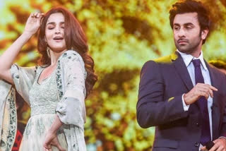 ranbir Kapoor and Alia Bhatt almost starred in Sanjay Leela Bhansali's version of 'Balika Badhu'?