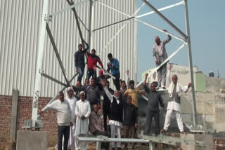 people protest against installing  mobile tower in kaithal