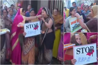 WOMEN IN VARANASI CELEBRATED FOR DISA RAPISTS ENCOUNTER