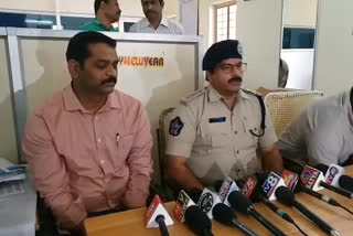 theft at prakasam district and cops arrest the theif at prakasam