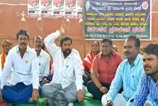 Protests by Raichur Slum Residents