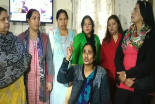 Nirbhaya's mother happy over the encounter of four gang rape accused