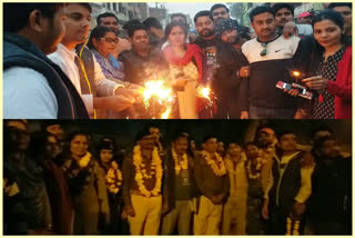 भिंड न्यूज़,  दिशा रेप केस,  पुलिस सम्मान,  हैदराबाद एनकाउंटर,  Youth celebrates in Bhind , Hyderabad encounter , पुलिसकर्मियों का सम्मान