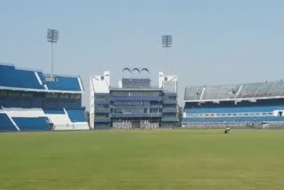 fans disappointed, match tickets sold in half an hour, barabati match tickets, india vs west indies, ଅନଲାଇନ ଟିକେଟ ବୁକିଂ, ଅଧ ଘଣ୍ଟାରେ ଟିକେଟ ବିକ୍ରି, ବାରାବାଟି ମ୍ୟାଚ