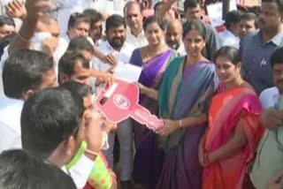 Minister sabitha indrareddy distributed 106 tractors