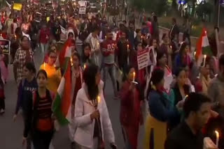Delhi: Candlelight vigil held to demand justice for Unnao rape victim