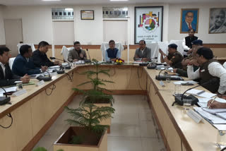 Commission chairman reviews meeting in Ghaziabad