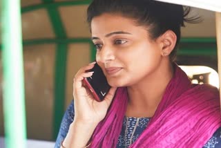 actress Priyamani to play Sasikala role in thalaivi