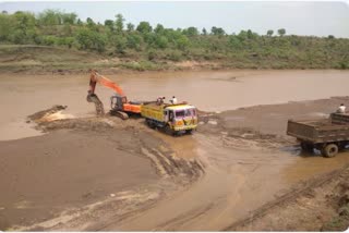 Illegal excavation of sand continues continuously