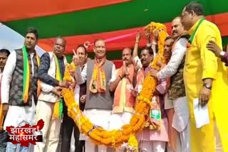 CM Raghubar Das addresses public meeting in Ramgarh