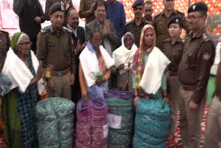 kumaon-dig-distributed-blanket-to-the-poor