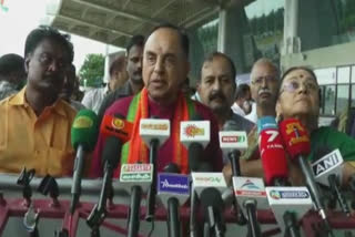 madurai airport subramanian swamy press meet