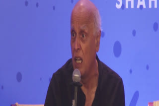 Mahesh Bhatt loses cool at daughter's book launch