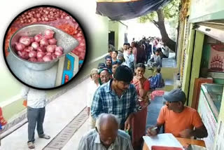 onion que lines at karnool