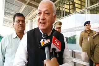 Kerala Governor Arif Mohammad Khan leaves for Delhi, Kerala Governor Arif Mohammad Khan in Jaipur, Kerala Governor in Jaipur, Kerala Governor Arif Mohammad Khan