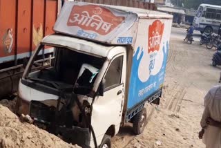 Woman died in road accident in chsksu, चाकसू सड़क हादसे में महिला की मौत