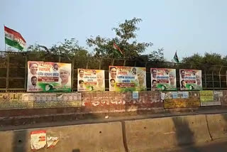 Congress posters Okhla,  former MLA Asif muhammad