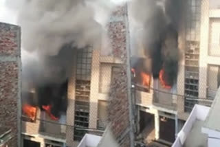 fire broke out in the furniture market in Kirari delhi