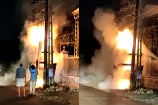 The transformer caught fire near the petrol pump  mallapuram latest news  transformer caught fire in malappueram  മലപ്പുറം വാര്‍ത്തകള്‍  മലപ്പുറത്ത് ട്രാന്‍സ്‌ഫോര്‍മറിന് തീപിടിച്ചു