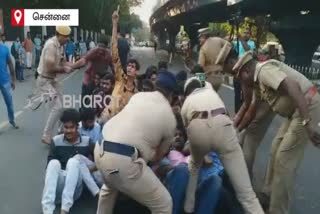 chennai-iit-roadblock-protest