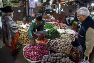 Retail inflation shoots up to over 3-year high of 5.54% in November