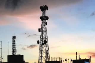 ICRA maintains negative year-end outlook for telecom industry