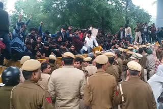 Jamia students protest