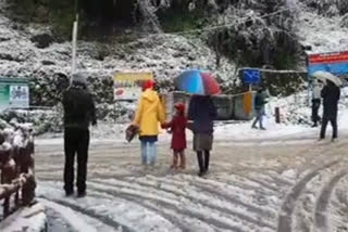 snowfall-in-many-areas-of-tehri