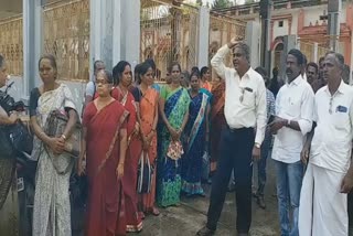 Teachers protest at Nagai election training camp