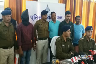 Fake Naxalite arrested