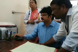 collector sudden visit hospital in patancheru