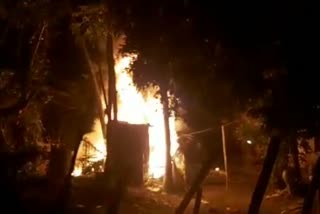 fire in bhadrak, fire broke in chemical factory, bhadrak latest news, ଭଦ୍ରକ ଲାଟେଷ୍ଟ ନ୍ୟୁଜ୍‌, ଭଦ୍ରକରେ ନିଆଁ, କେମିକାଲ ଫ୍ୟାକ୍ଟ୍ରିରେ ନିଆଁ