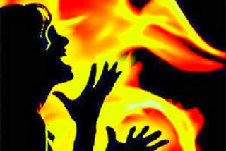 Woman sets herself ablaze in Unnao