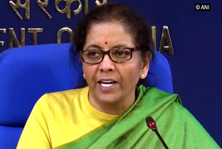 Sonia Gandhi shedding crocodile tears for political gains: Sitharaman over students' protests  രാഷ്‌ട്രീയ നേട്ടങ്ങൾക്കായി സോണിയാ ഗാന്ധി മുതലക്കണ്ണീർ പൊഴിക്കുന്നു; നിർമലാ സീതാരാമൻ  നിർമലാ സീതാരാമൻ വാർത്തകൾ