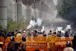 Delhi Police arrest 10 people with criminal backgrounds over Jamia Nagar violence  ജാമിയയിലെ അക്രമത്തിൽ ക്രിമിനൽ പശ്ചാത്തലമുള്ള 10 പേരെ അറസ്റ്റ് ചെയ്‌ത് ഡൽഹി പൊലീസ്  ജാമിയയിലെ അക്രമം വാർത്തകൾ  Delhi Police arrest