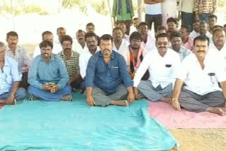 tractor Owens protest in kurnool doone