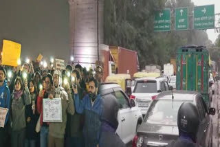 Several roads jam in Delhi after protests over NRC and CAA