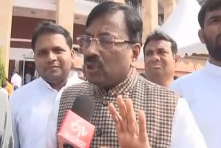 sudhir mungantiwar reacts on ashok chavan' statement