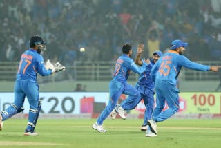 india vs west indies : live score of india vs west indies second odi from Visakhapatnam