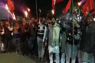 Opposition parties protest