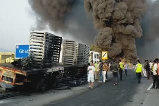 tanker burning on pune mumbai express highway
