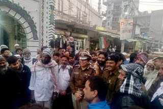 Delhi Police took out foot march in Sultanpuri