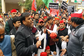 SP workers opened front against state government