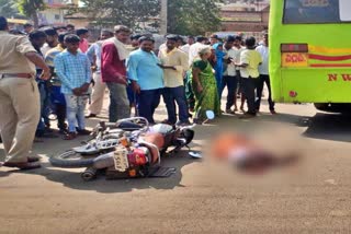 chikkodi-bus-bike-accident