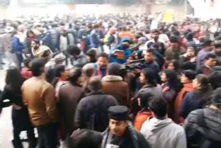 protesters-flooded-into-jantar-mantar