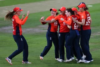 England women defeat pakistan