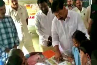 MLA Sekhar Reddy's sudden check  at Of Chokla Tanda Government school in Yadadri Bhubanagiri district