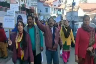 protest-against-reservation-in-promotion-in-pauri