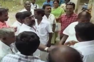 admk dmdk fight