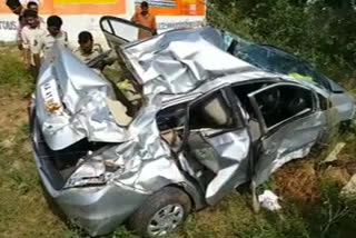 road accident in anantapur dist one person died
